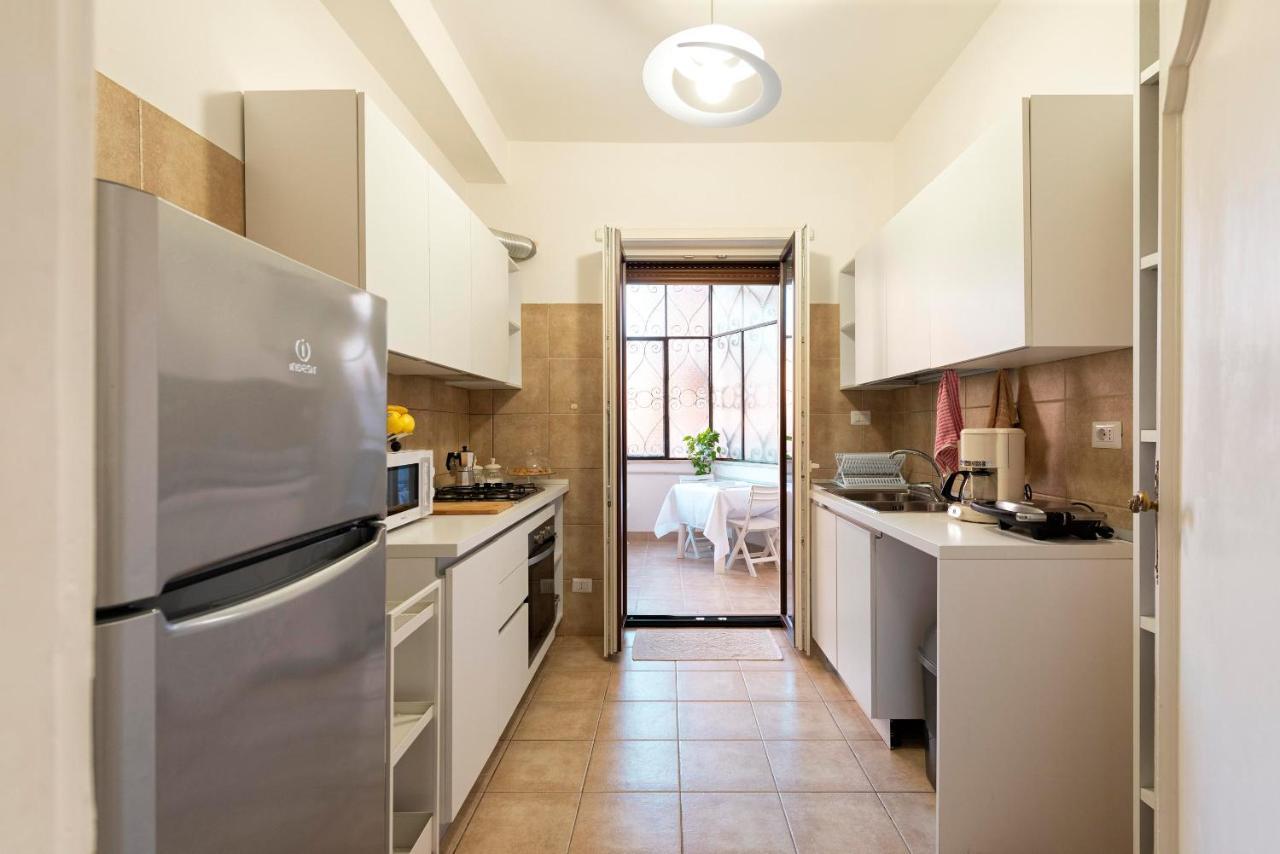 Vatican House Apartment โรม ภายนอก รูปภาพ